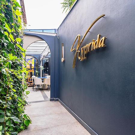 The Port Of Kyrenia Hotel Екстер'єр фото